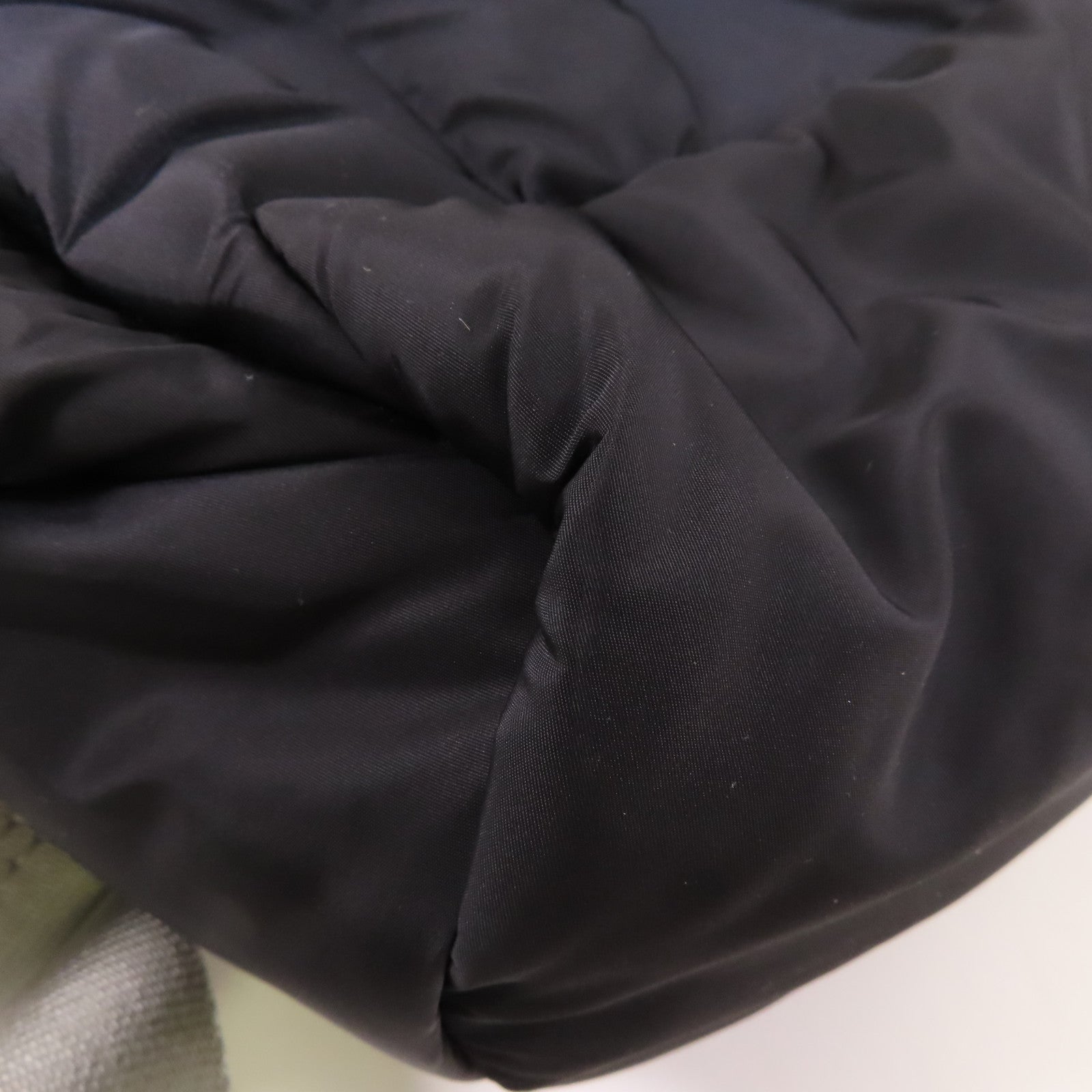 CHANEL 【激減優惠】尼龍Doudoune Backpack銀扣背包