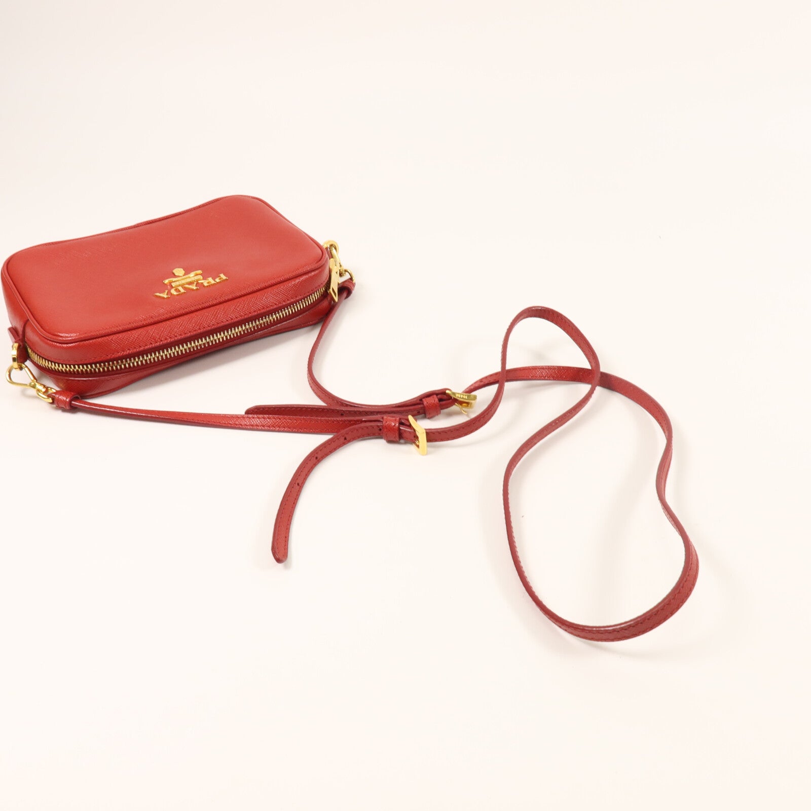 PRADA 牛皮皮革Camera Bag肩背袋