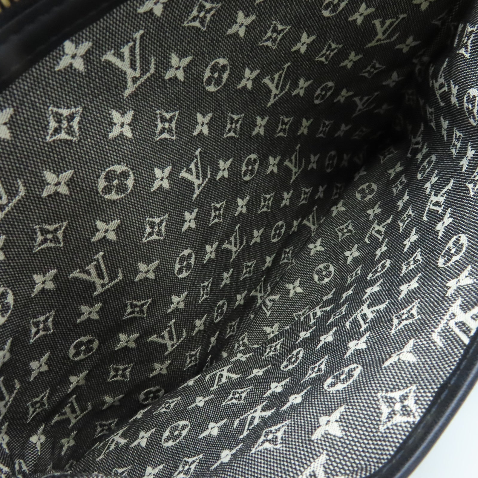 LOUIS VUITTON Mini Lin Monogram Mini Hippo Mario Kate Hand Bag手挽袋黑色
