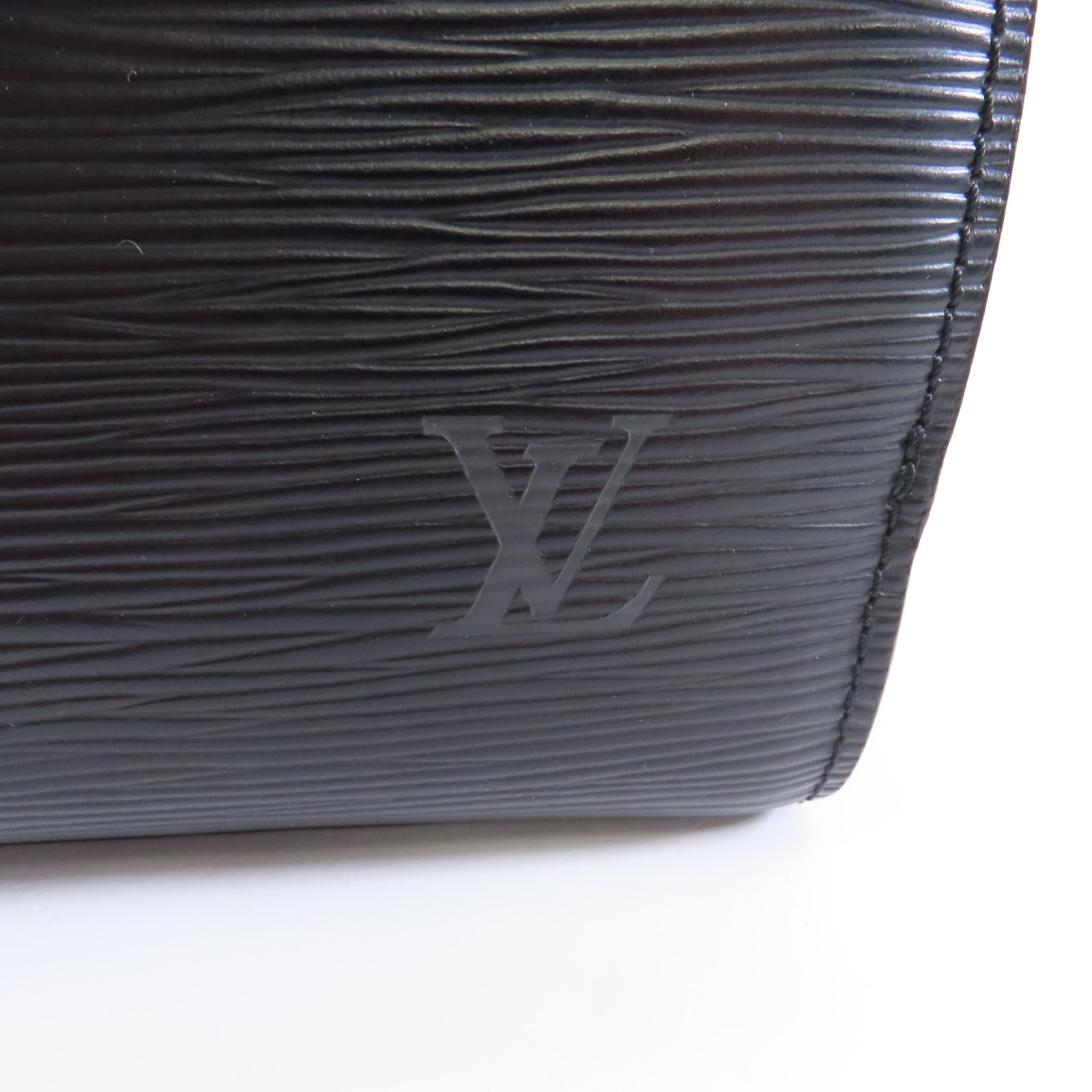 LOUIS VUITTON Epi Ponneuf金扣手挽袋黑色