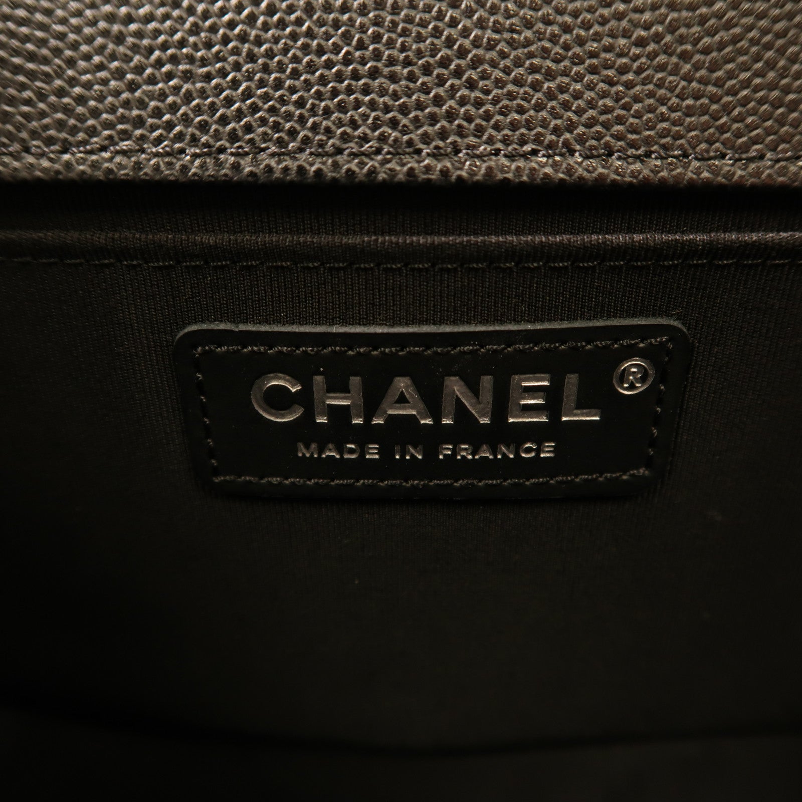CHANEL 牛皮皮革Boy 25鏈帶肩背袋