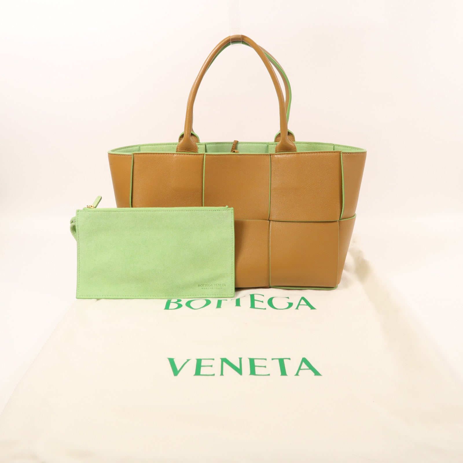 BOTTEGA VENETA 牛皮皮革Small Arco手挽袋