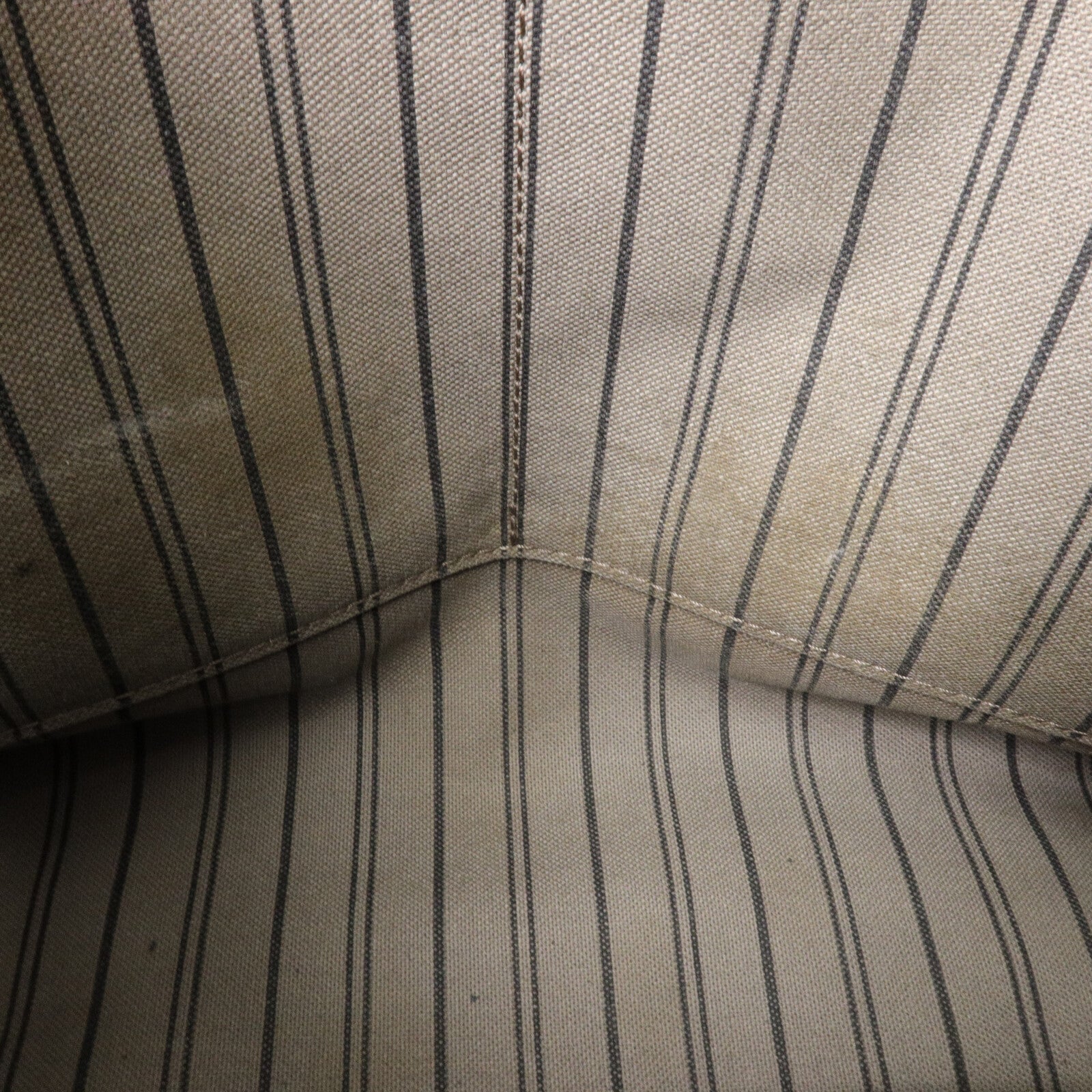 LOUIS VUITTON Monogram Empreinte Montaigne MM手挽肩背兩用袋