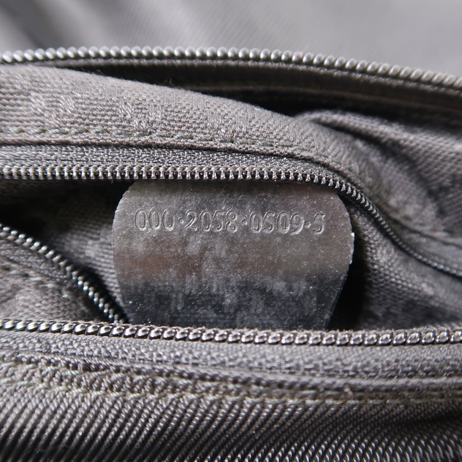 GUCCI 帆布Shoulder Bag銀扣肩背袋黑色
