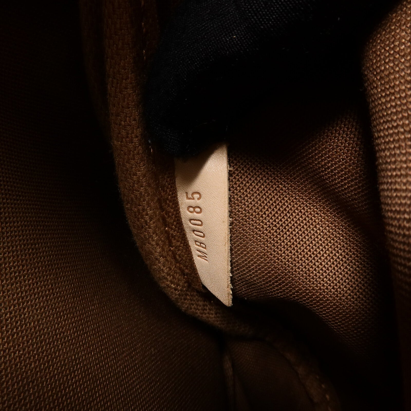 LOUIS VUITTON Monogram Saumur 30肩背袋