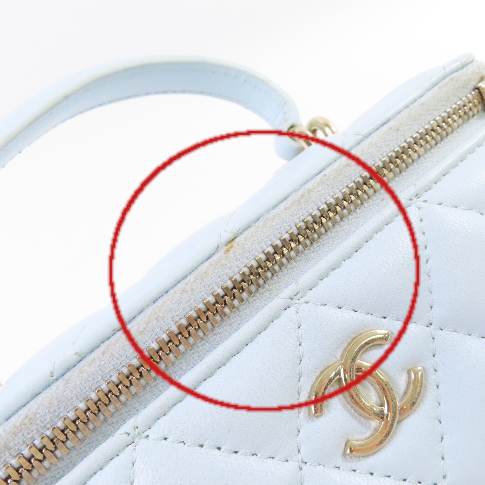 CHANEL 【激減優惠】菱格牛皮皮革Vanity Chain Shoulder Bag金扣鏈帶肩背袋淺藍色