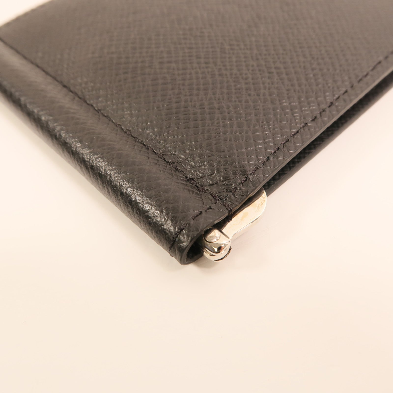 LOUIS VUITTON Taiga Portefeuille Pince Money Clip銀扣卡片套