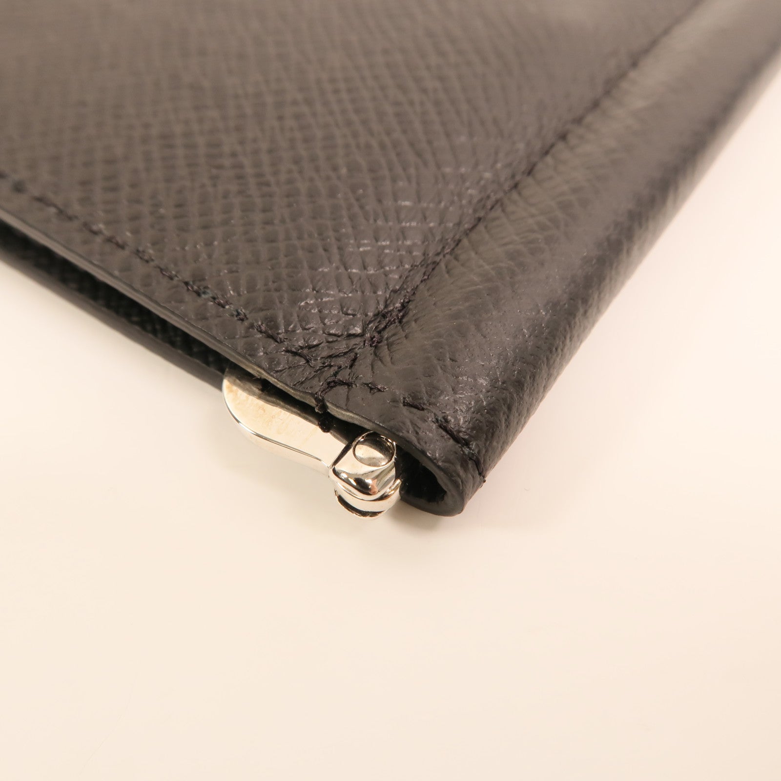 LOUIS VUITTON Taiga Portefeuille Pince Money Clip銀扣卡片套