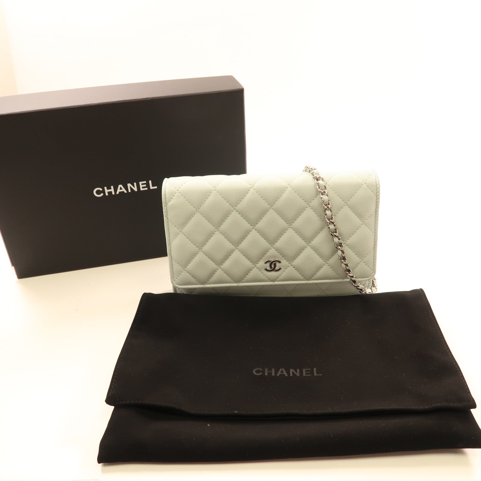 CHANEL 牛皮皮革Wallet On Chain銀扣鏈帶肩背袋
