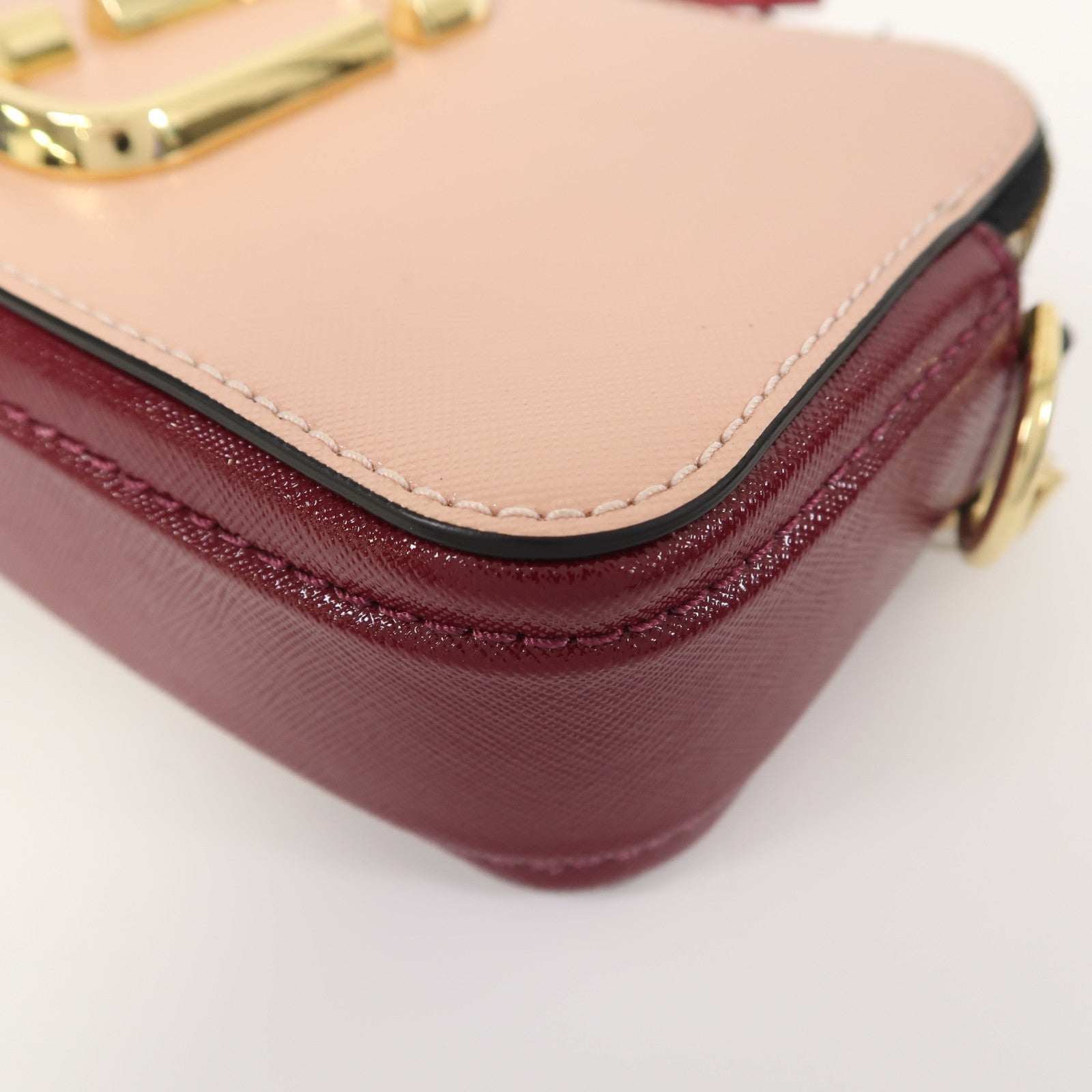 MARC JACOBS 牛皮皮革Small Camera Bag金扣肩背袋粉紅色/梅子色