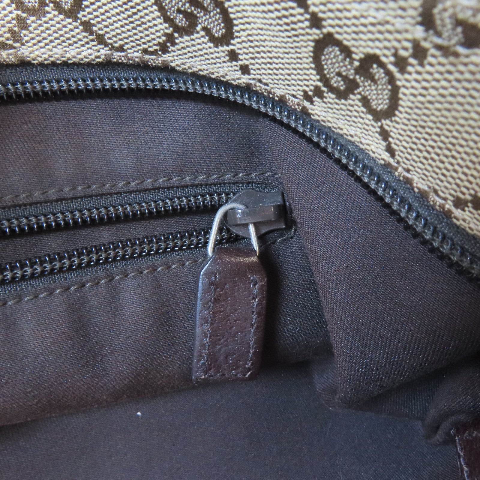 GUCCI 【激減優惠】帆布Shoulder Bag銀扣肩背袋啡色