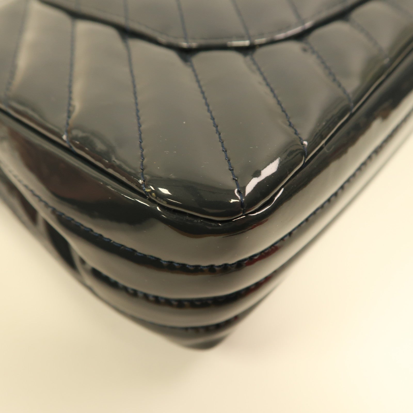 CHANEL 漆皮皮革Classic 25銀扣鏈帶肩背袋灰藍色