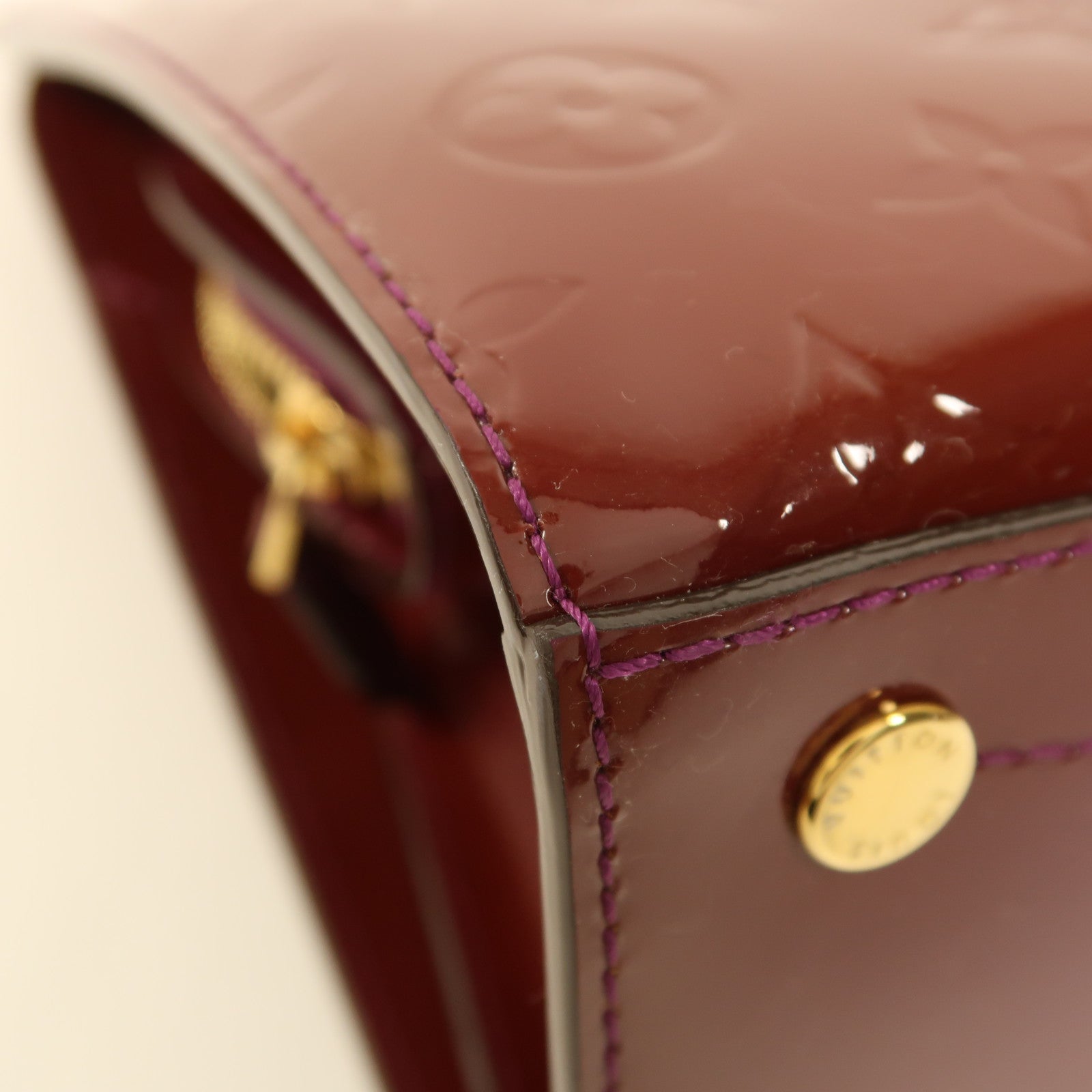 LOUIS VUITTON Vernis Virginia MM金扣鏈帶肩背袋