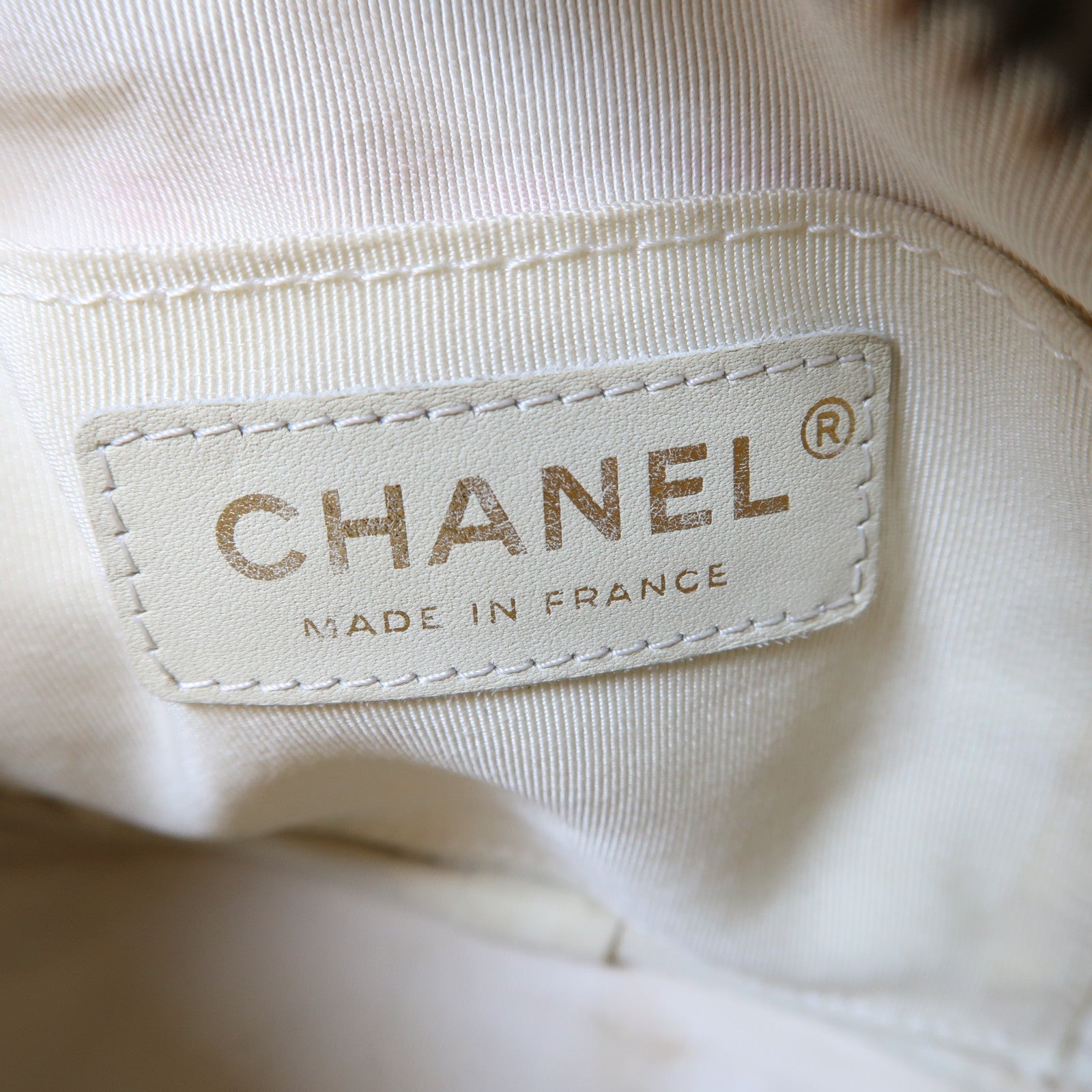 CHANEL 【激減優惠】菱格Caviar皮革CC Day Camera Case金扣鏈帶肩背袋白色