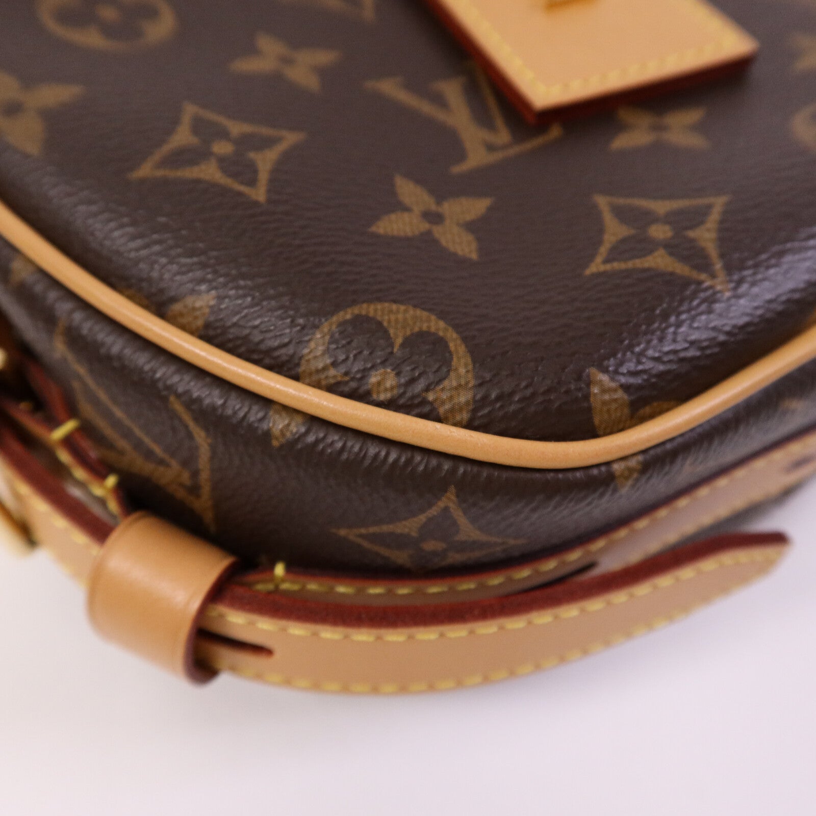 LOUIS VUITTON Monogram Boite Chapeau Souple金扣肩背袋