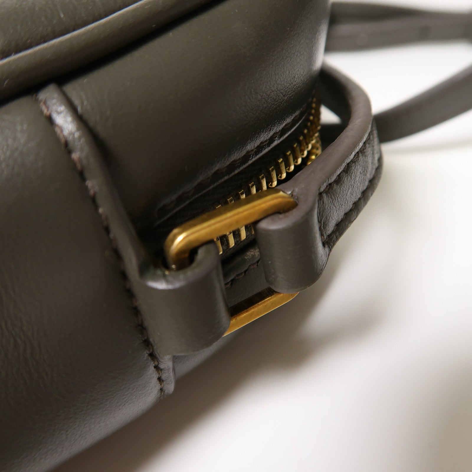 SAINT LAURENT 牛皮皮革Shoulder Bag金扣肩背袋深綠色