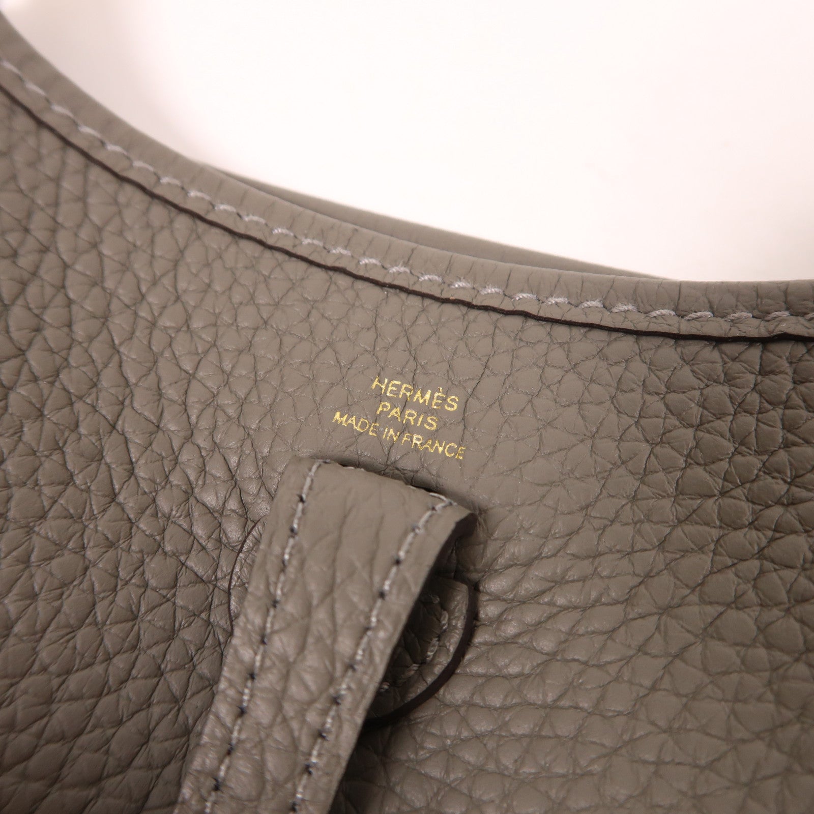 HERMES Clemence皮革Evelyne TPM金扣肩背袋Gris Meyer