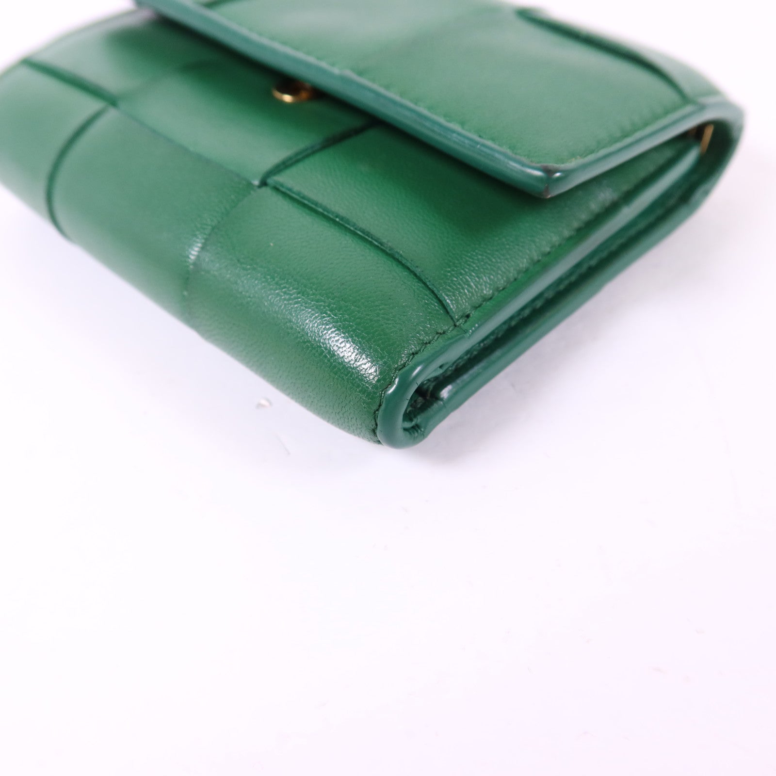 BOTTEGA VENETA 【激減優惠】羊皮皮革Cassette Trifold Short Wallet金扣錢包