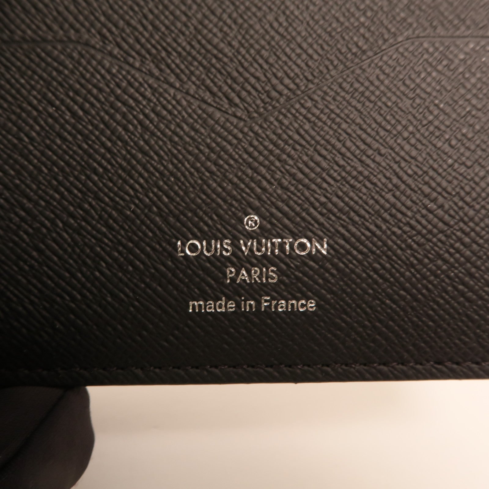 LOUIS VUITTON Taiga Portefeuille Pince Money Clip銀扣卡片套