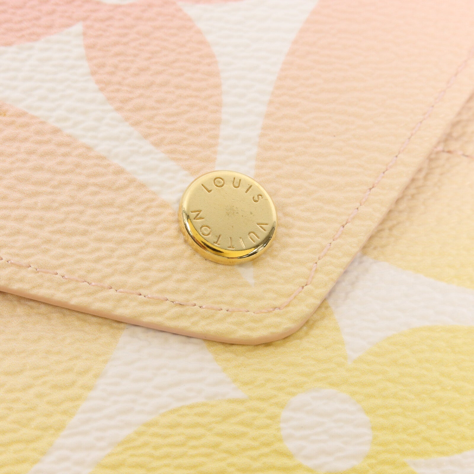 LOUIS VUITTON Monogram Coated Canvas Pochette Kirigami By The Pool手拿包