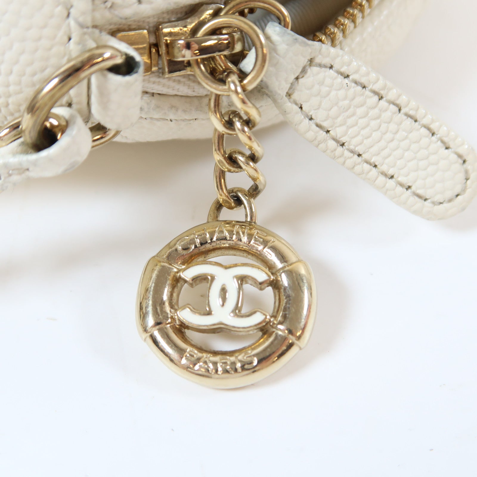 CHANEL 【激減優惠】菱格Caviar皮革CC Day Camera Case金扣鏈帶肩背袋白色