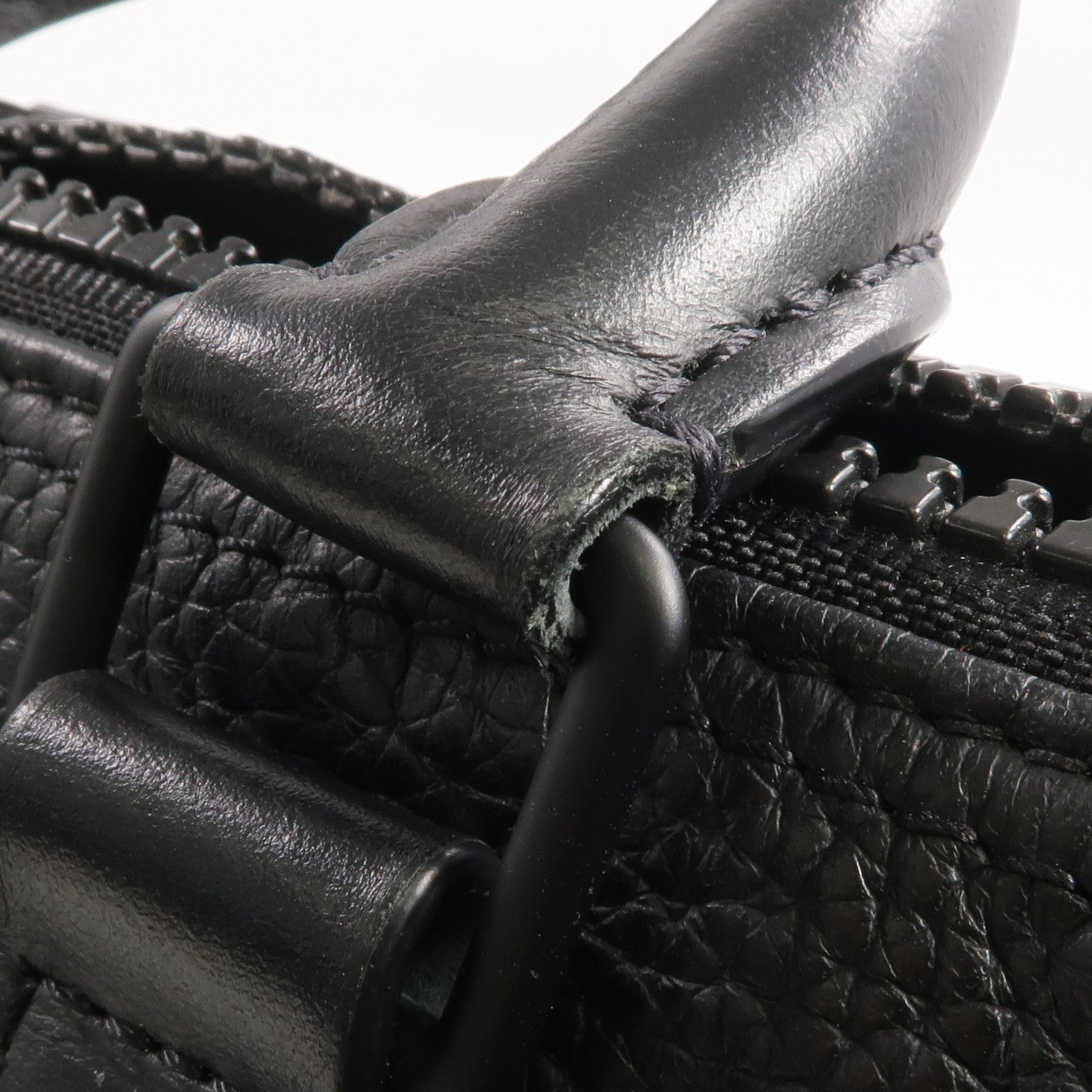 LOUIS VUITTON Monogram Taurillon Keepall Bandouliere 25手挽肩背兩用袋