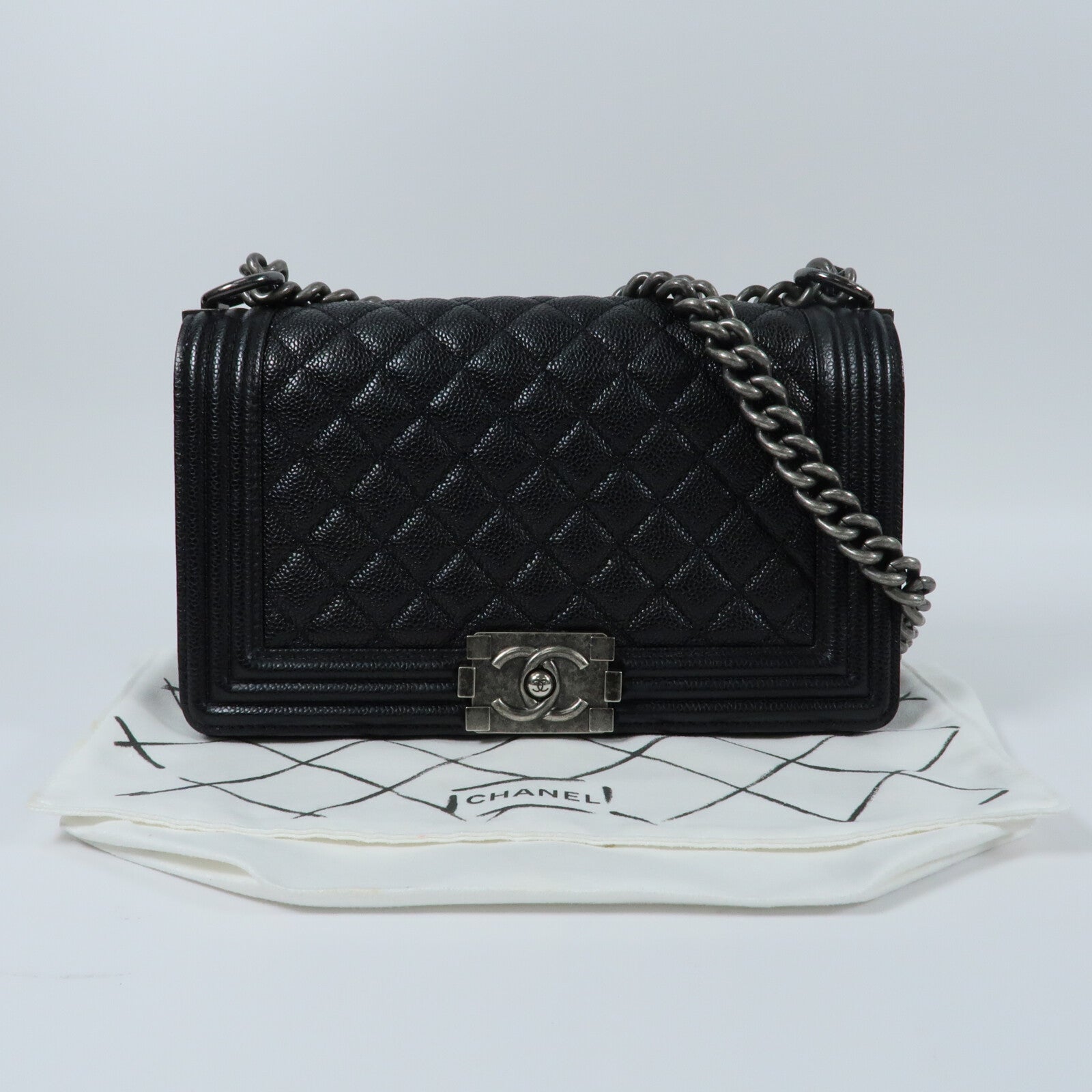 CHANEL 牛皮皮革Boy 25鏈帶肩背袋