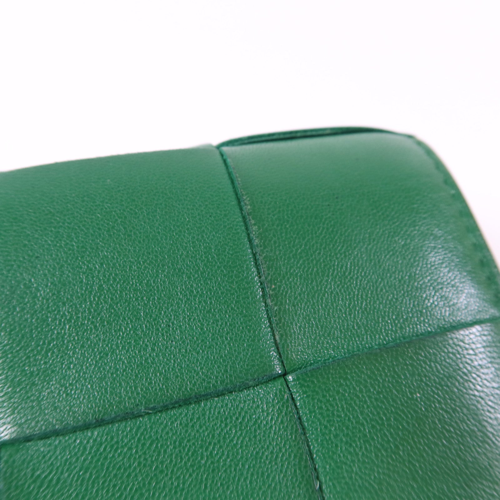 BOTTEGA VENETA 【激減優惠】羊皮皮革Cassette Trifold Short Wallet金扣錢包