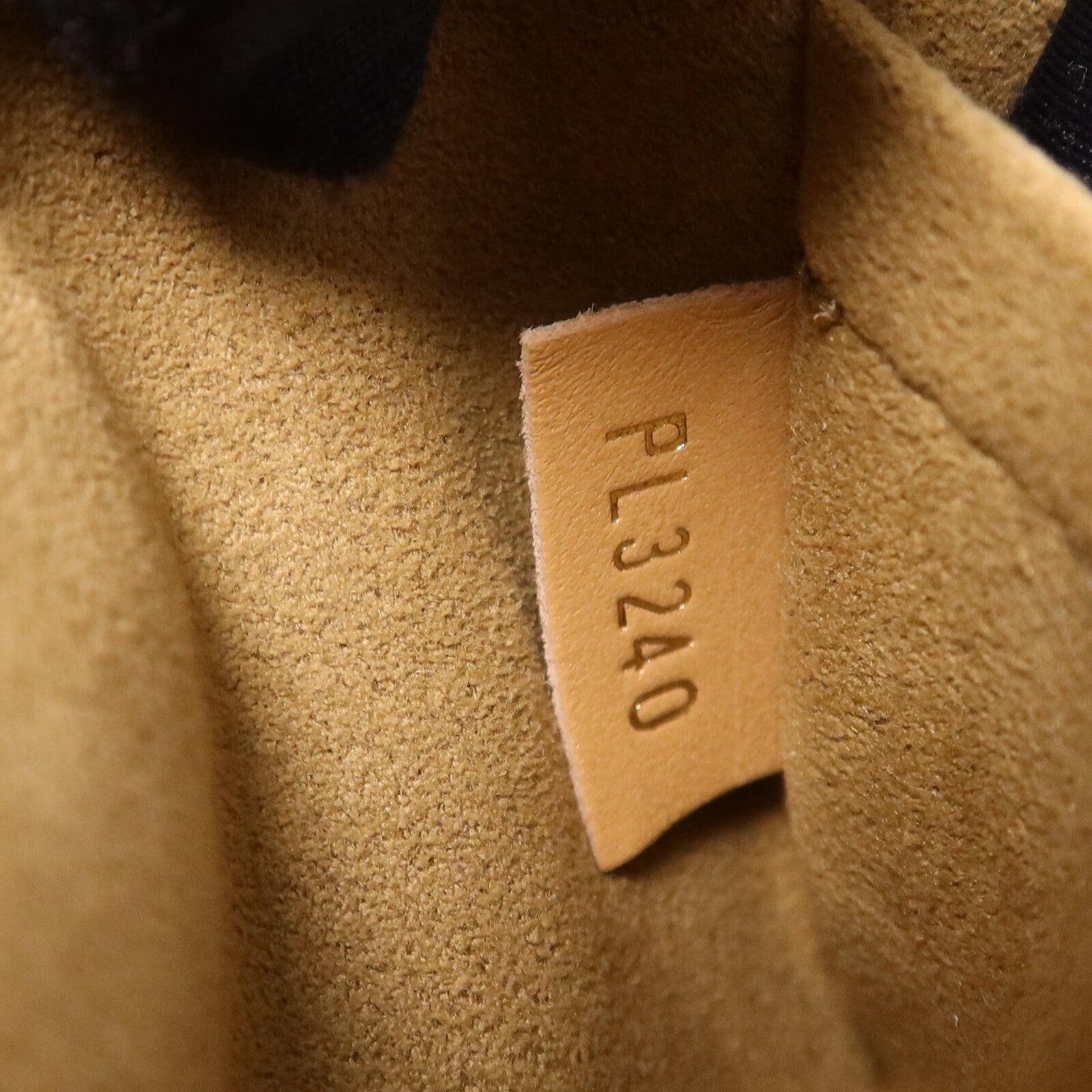 LOUIS VUITTON Monogram Boite Chapeau Souple金扣肩背袋