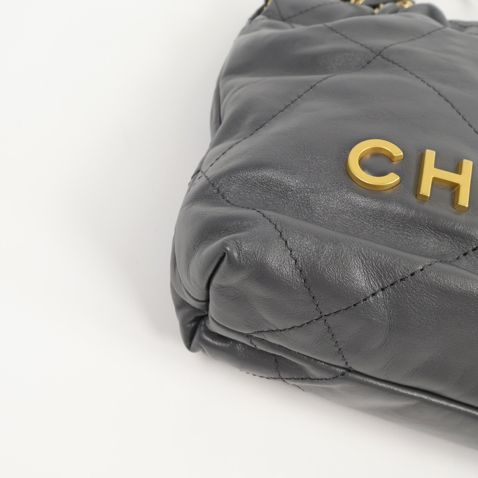 CHANEL 羊皮皮革Chanel 22 Mini鏈帶手挽肩背兩用袋