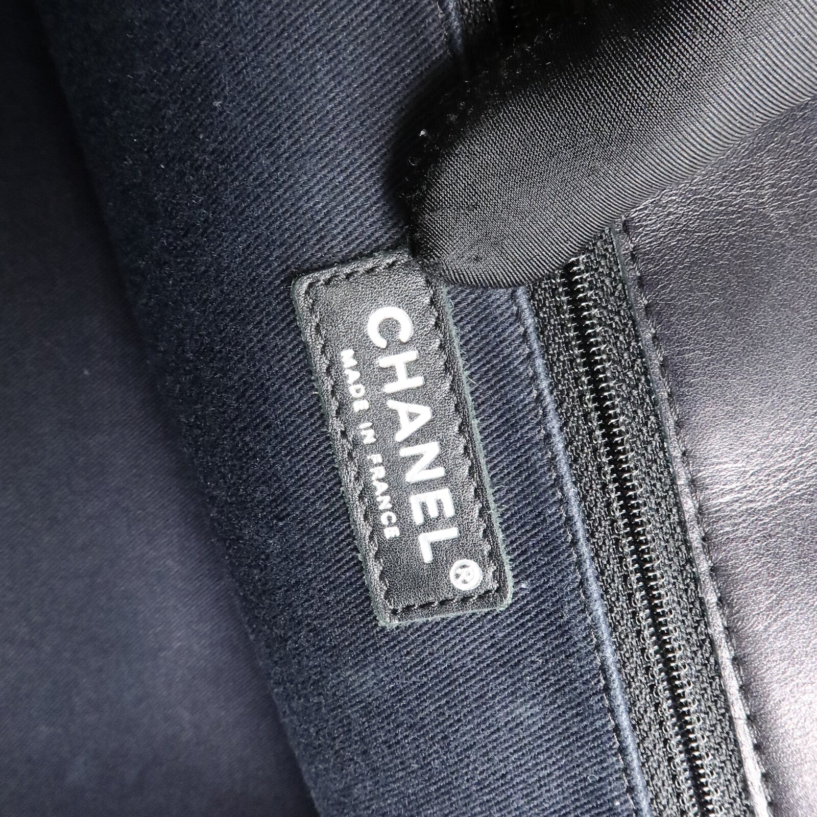 CHANEL 牛皮皮革Chain Shoulder Bag鏈帶肩背袋