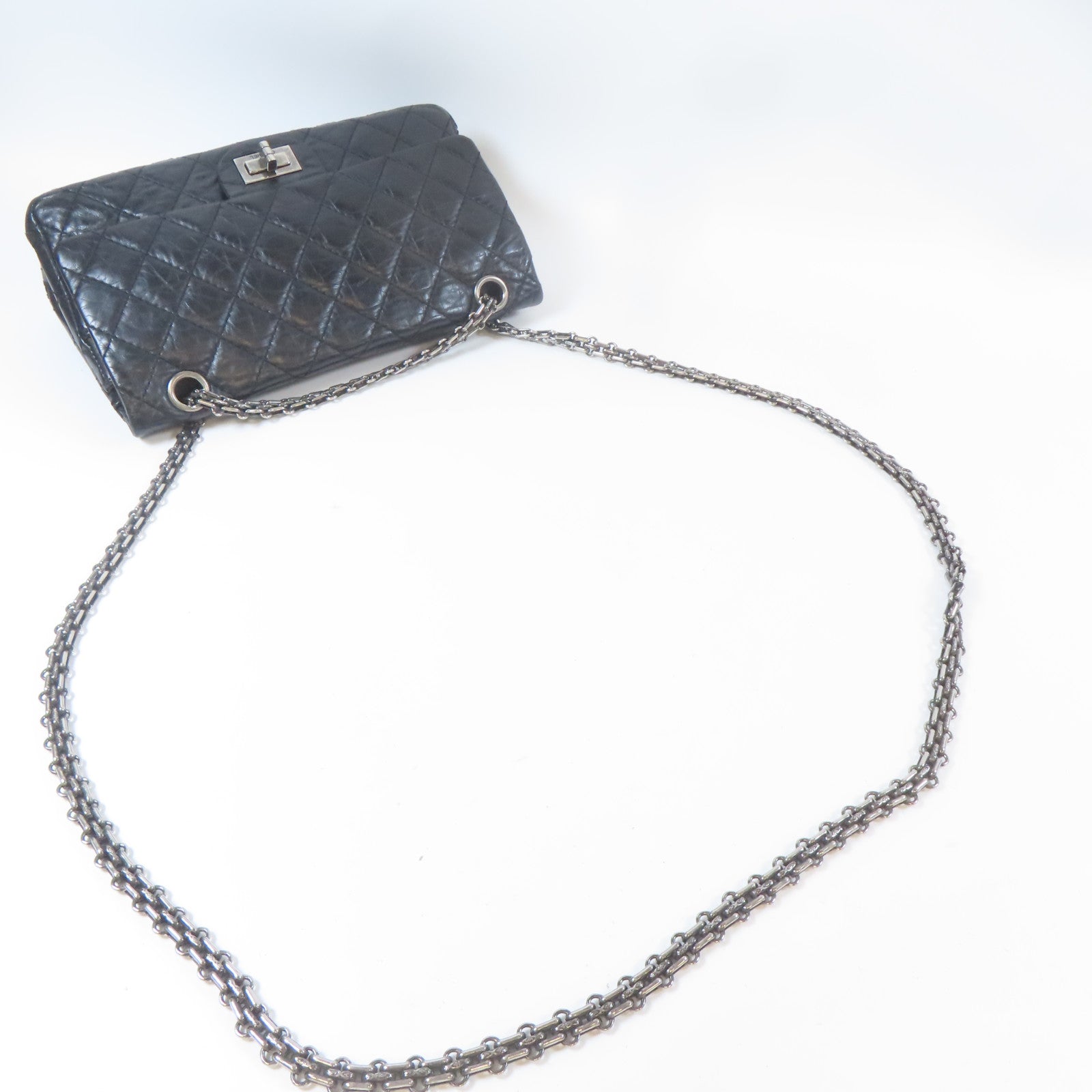 CHANEL 菱格牛皮皮革2.55 Chain Shoulder Bag黑扣鏈帶肩背袋黑色