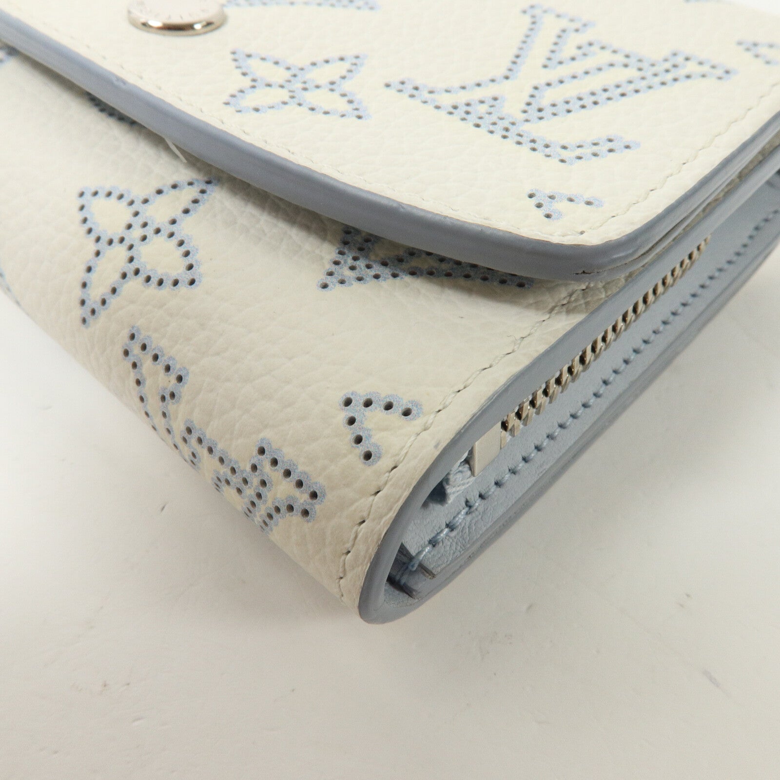 LOUIS VUITTON Mahina Iris Compact Wallet錢包