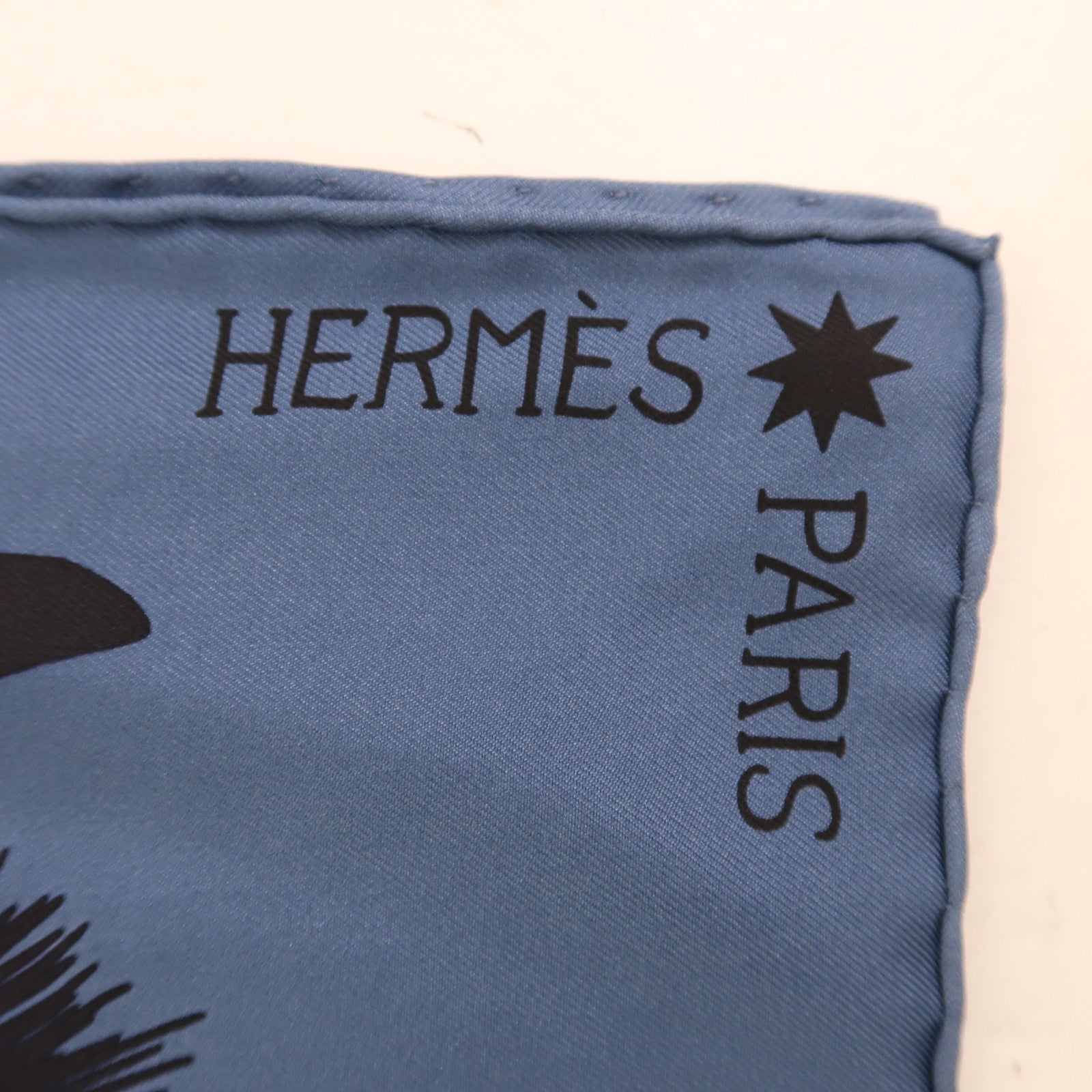 HERMES 絲質Scarf絲巾藍色/黑色/白色