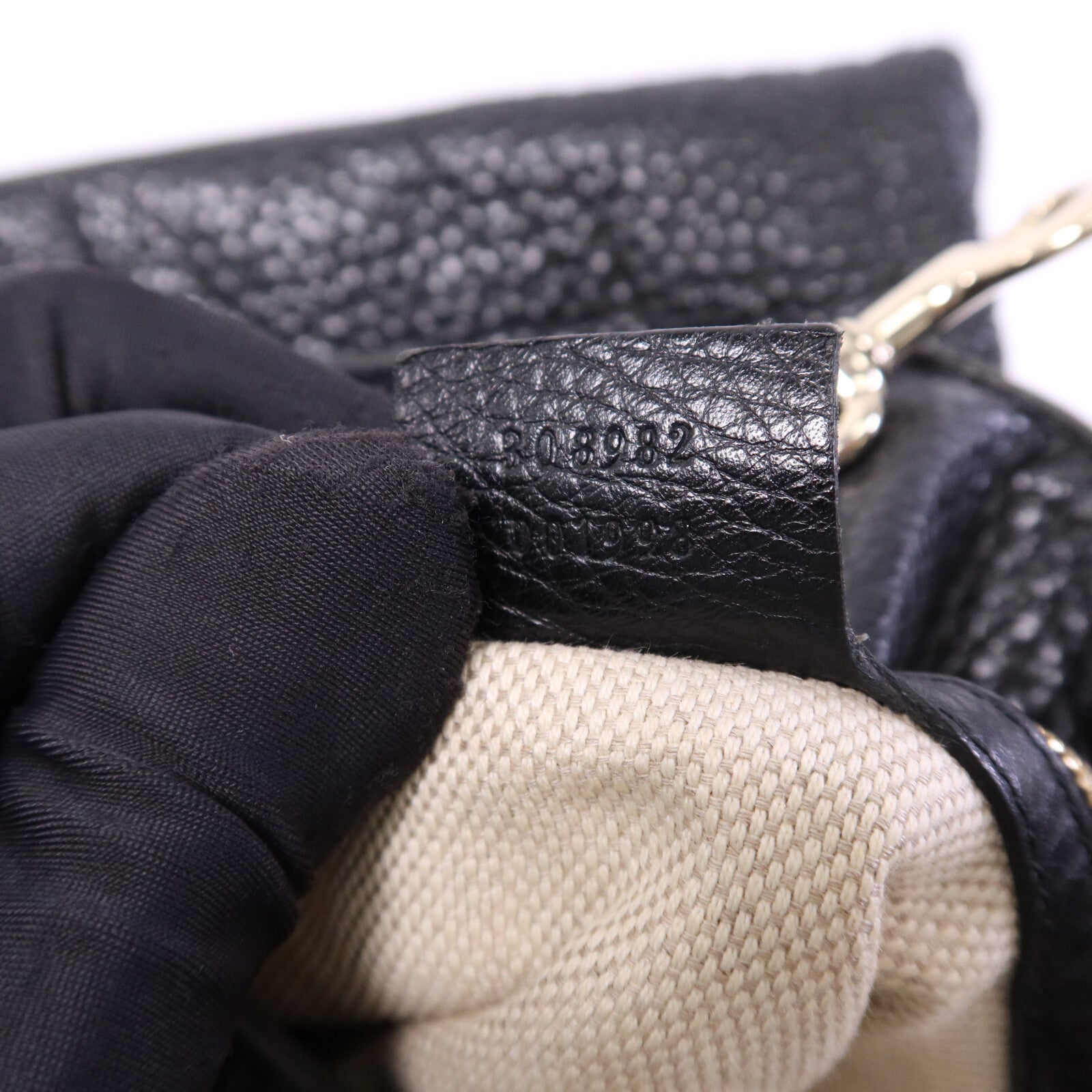 GUCCI 牛皮皮革Chain Shoulder Bag金扣鏈帶肩背袋