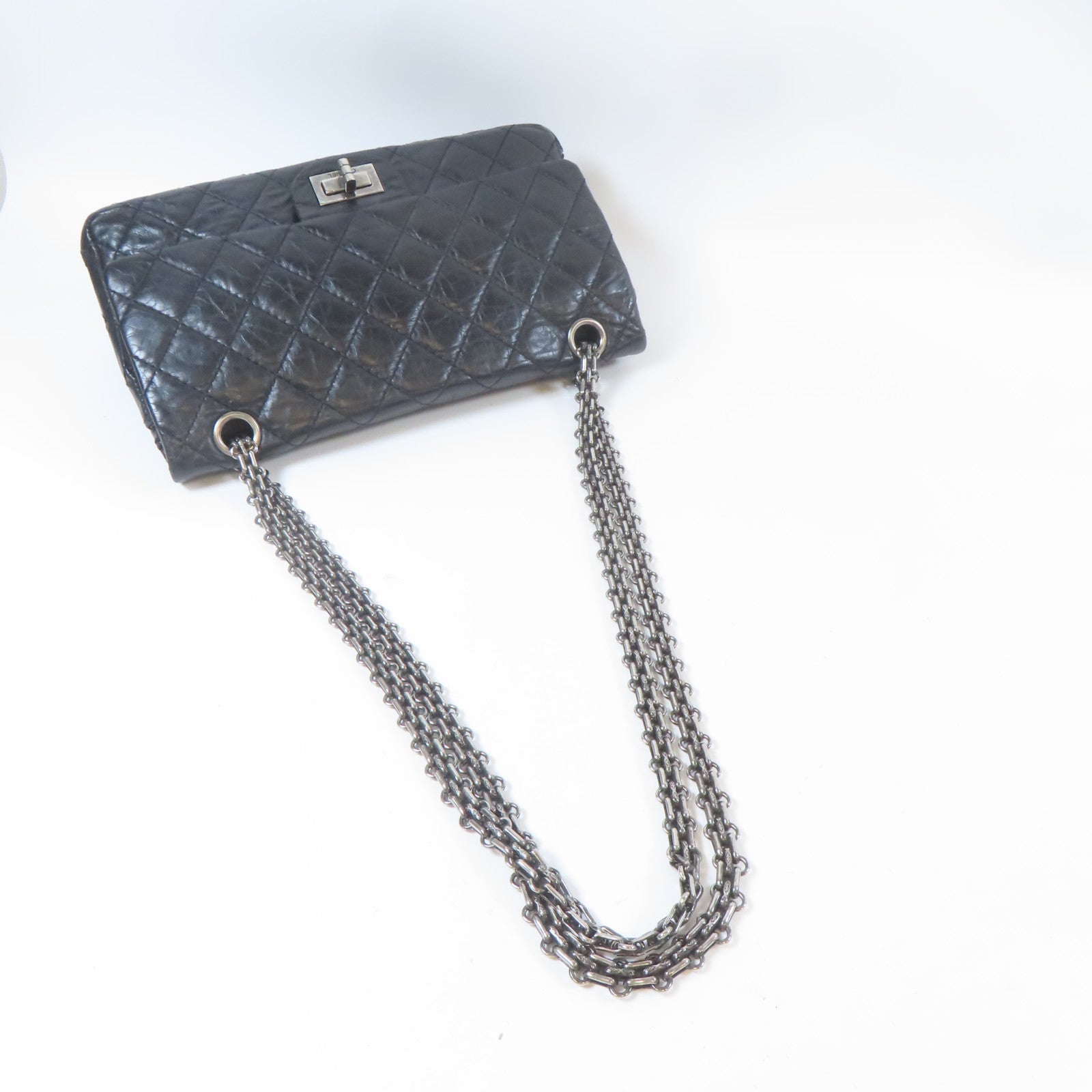 CHANEL 菱格牛皮皮革2.55 Chain Shoulder Bag黑扣鏈帶肩背袋黑色