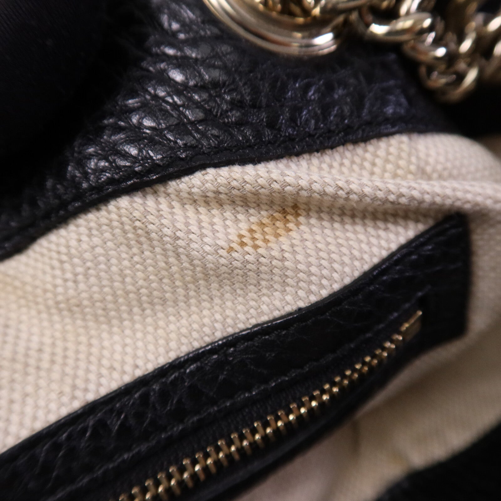 GUCCI 牛皮皮革Chain Shoulder Bag金扣鏈帶肩背袋
