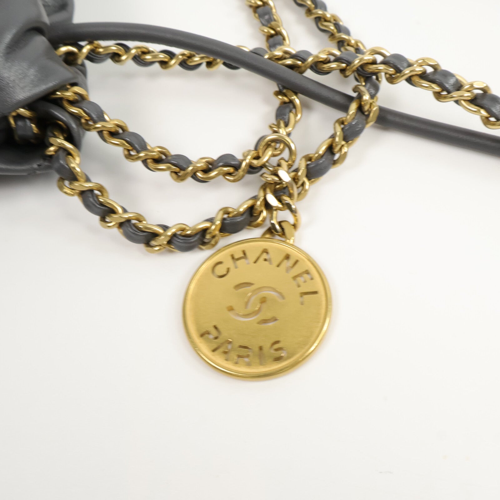 CHANEL 羊皮皮革Chanel 22 Mini鏈帶手挽肩背兩用袋