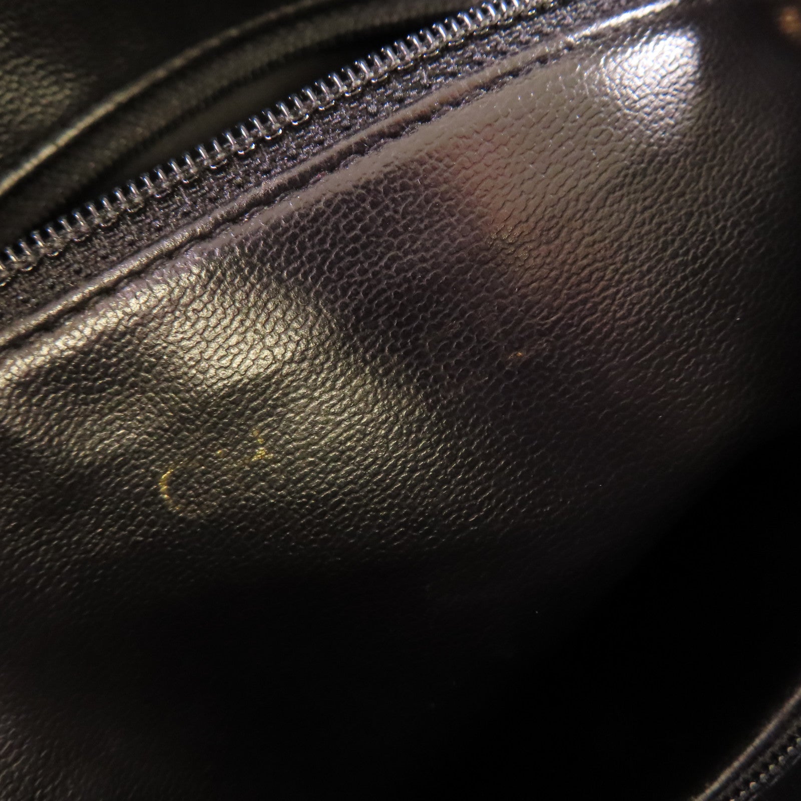 CHANEL 【激減優惠】Caviar皮革Vintage Shoulder Bag金扣肩背袋黑色