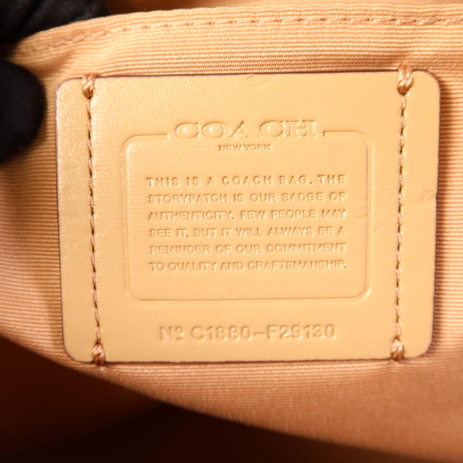 COACH 牛皮皮革2 Way Shoulder Bag金扣手挽肩背兩用袋