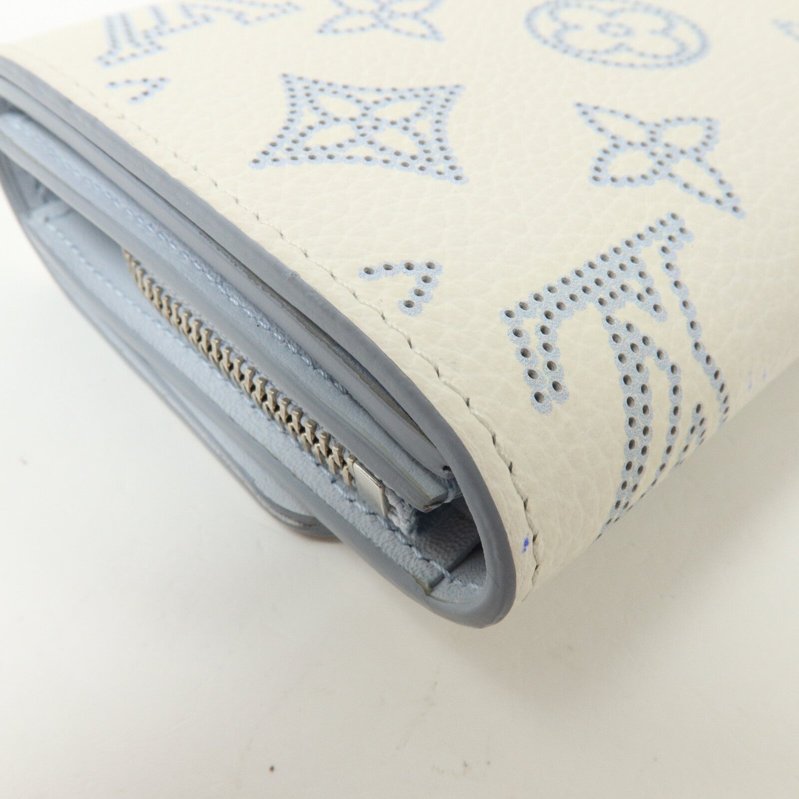 LOUIS VUITTON Mahina Iris Compact Wallet錢包
