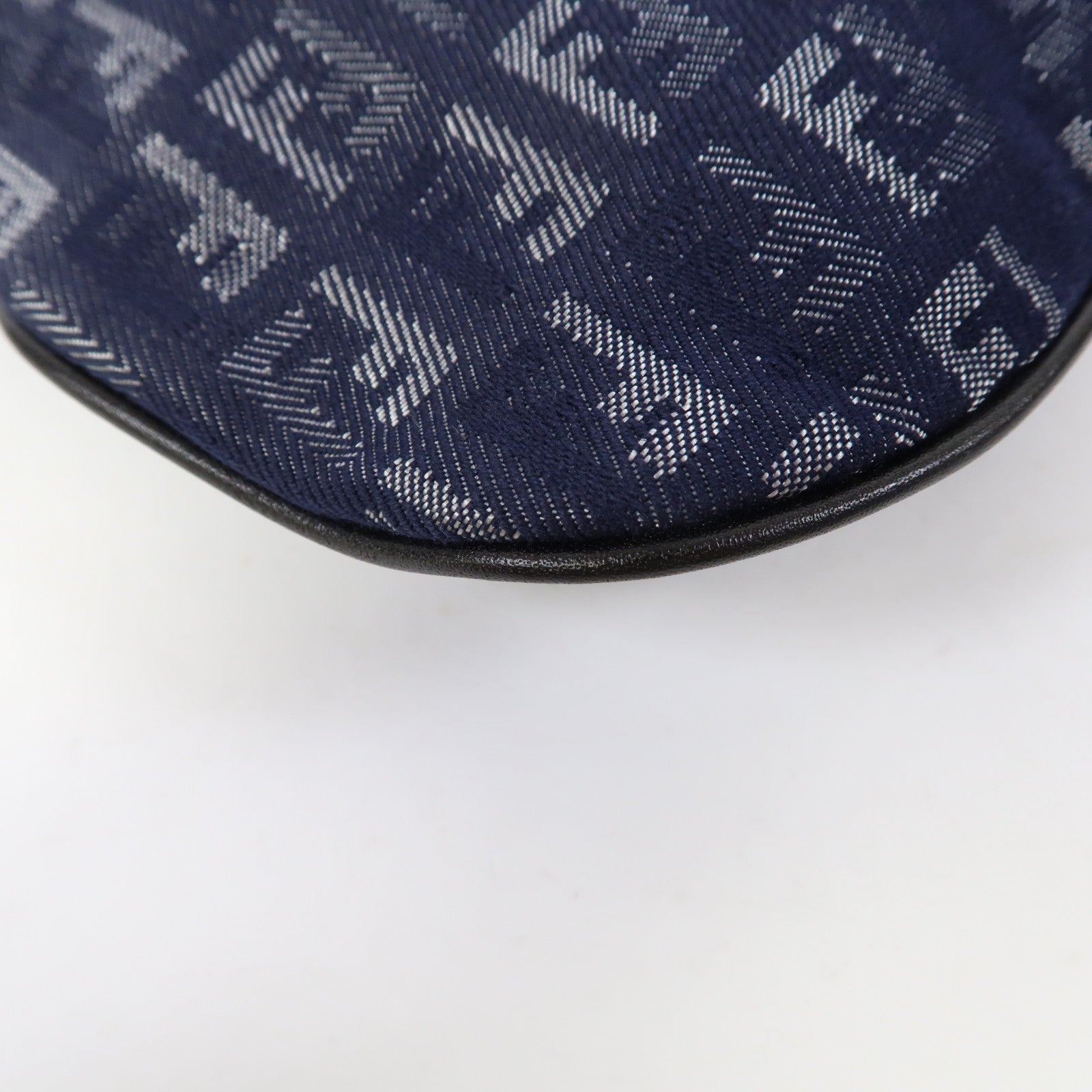 FENDI 帆布Zucchino Shoulder Bag銀扣肩背袋藍色