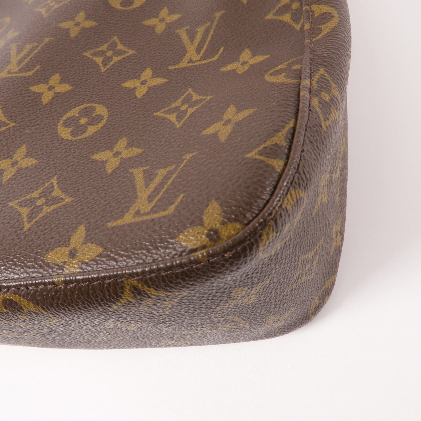 LOUIS VUITTON Monogram Looping MM肩背袋