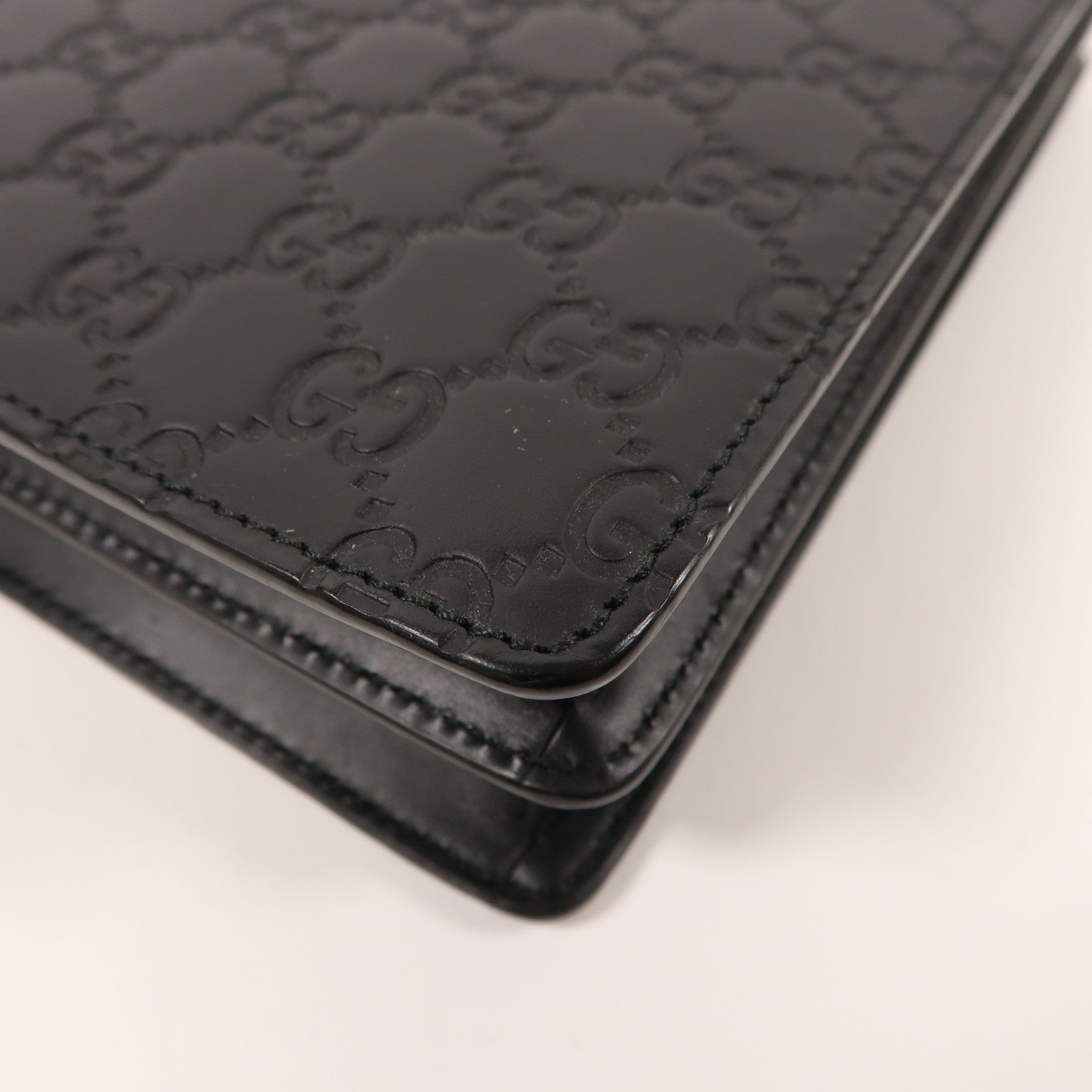 GUCCI 牛皮皮革Gucci Signature銀扣肩背袋