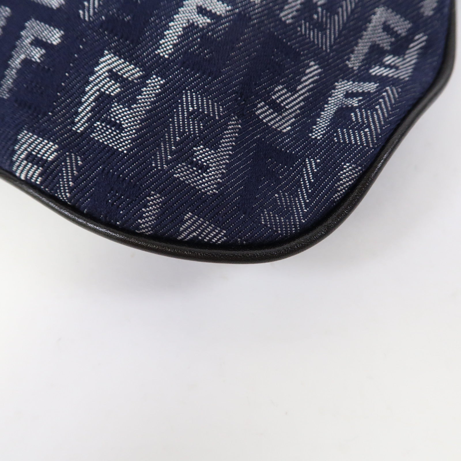 FENDI 帆布Zucchino Shoulder Bag銀扣肩背袋藍色