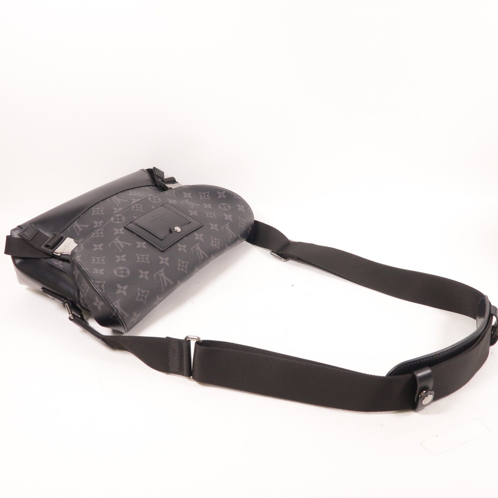 LOUIS VUITTON Monogram Eclipse Messenger PM Voyager銀扣肩背袋