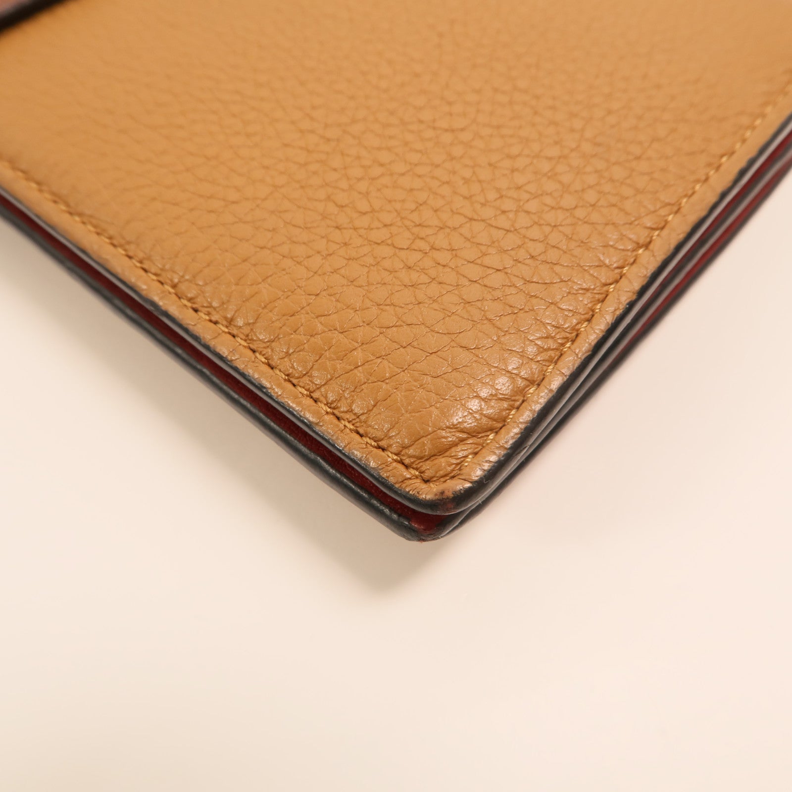 LOEWE 牛皮皮革Large Vertical Wallet銀扣長錢包
