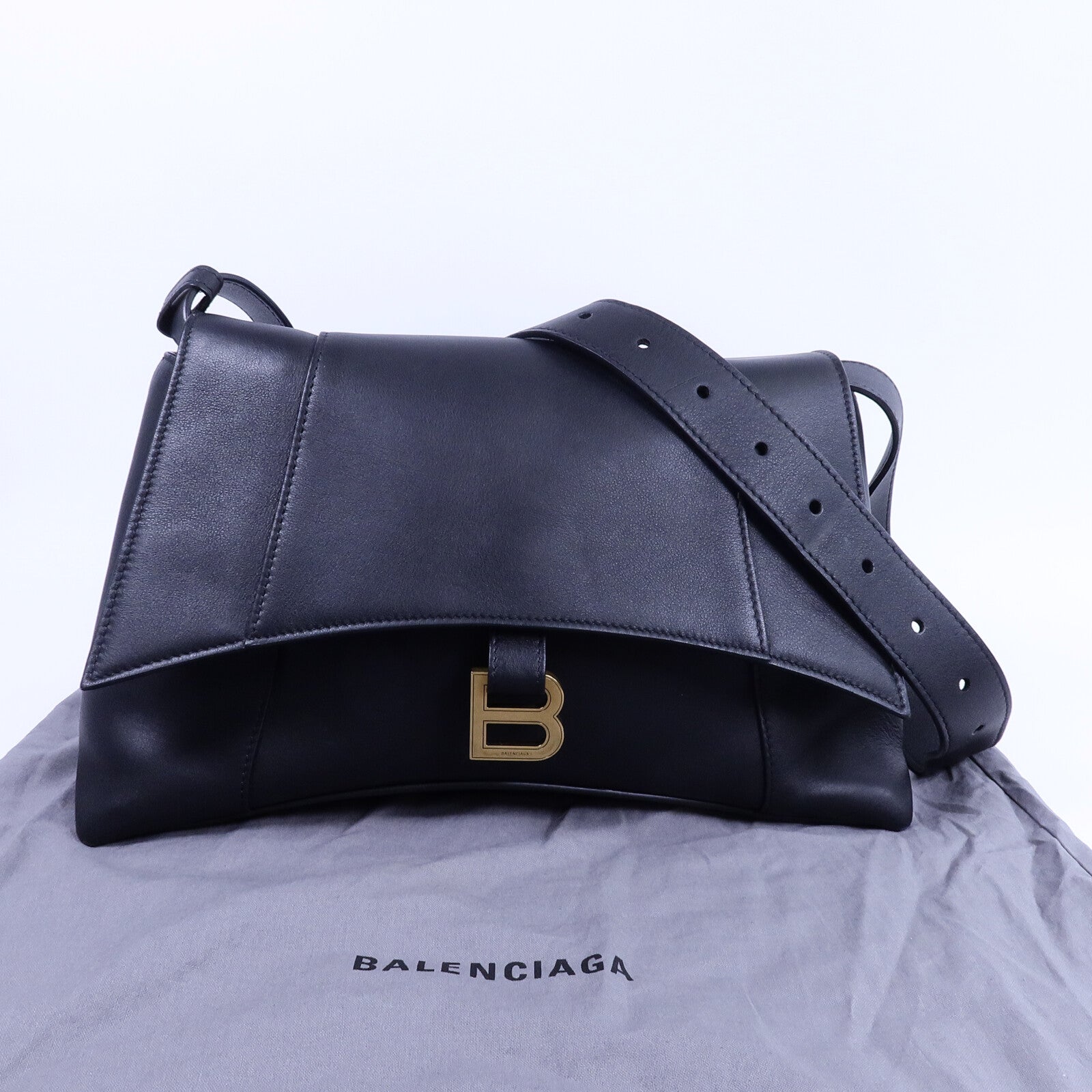BALENCIAGA 牛皮皮革Downtown Medium肩背袋