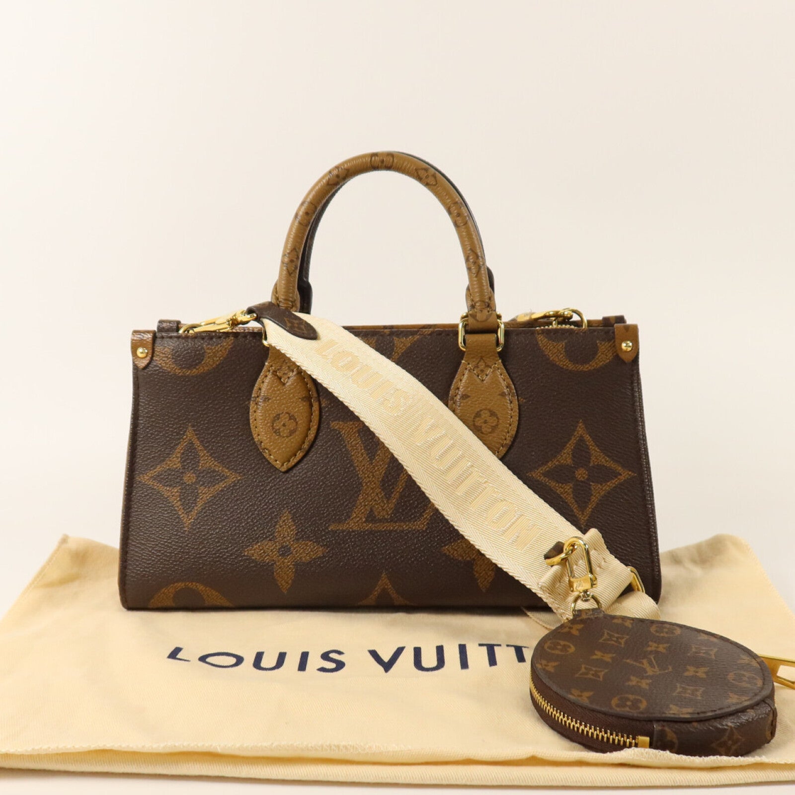 LOUIS VUITTON Monogram Reverse On The Go East West金扣手挽肩背兩用包袋