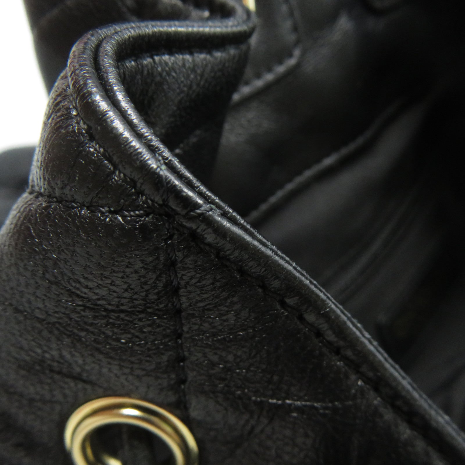 CHANEL 菱格牛皮皮革Backpack金扣背包黑色
